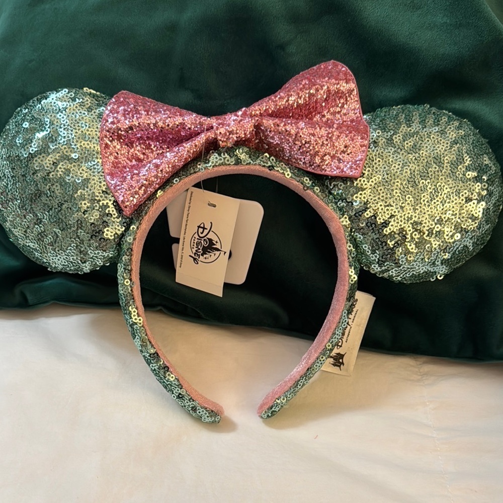 Disney Sequin Headband with Pink Bow